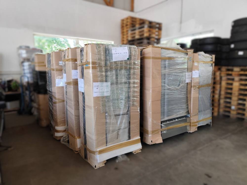 Verkaufsautomaten im Lager von VendWerk in Weilheim